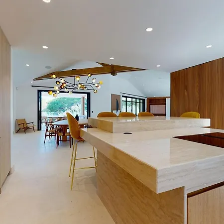 아파트 Casa Raffine